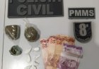 EM AÇÃO CONJUNTA, POLÍCIAS CIVIL E MILITAR, PRENDEM JOVEM E APREENDE DOIS ADOLESCENTES POR TRÁFICO DE DROGAS EM TAQUARUSSU