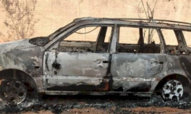 Sem bateria, carro pega fogo e homem acredita que incêndio foi criminoso em MS