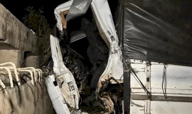 Caminhoneiro perde controle, bate em ponte e morre na BR-163 em São Gabriel D’oeste