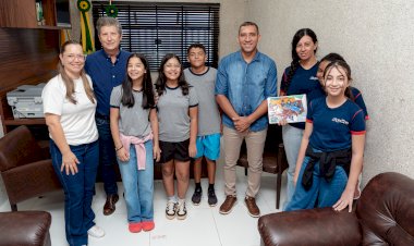 Câmara Municipal recebe visita de alunos do Colégio CEPE em projeto que valoriza conexões e protagonismo estudantil