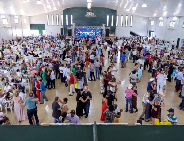 Chapadão do Sul celebra 21º Encontro Regional da Melhor Idade com delegações de três estados