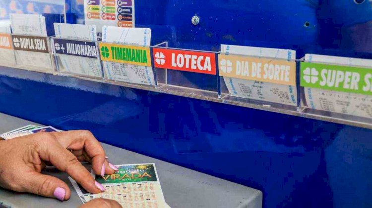 Confira as dezenas sorteados pela Mega da Virada; prêmio é de R$ 588 milhões