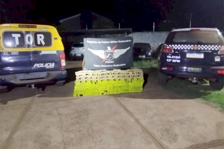 Motorista foge de abordagem policial e deixa veículo com 191 Kg de maconha