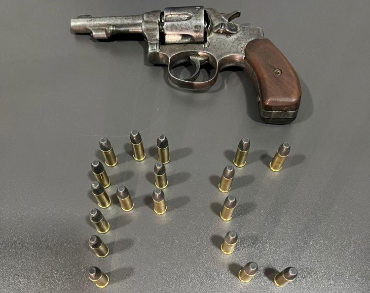Polícia Civil desmantela esquema de comércio ilegal de armas de fogo e prende dois indivíduos em Bataguassu