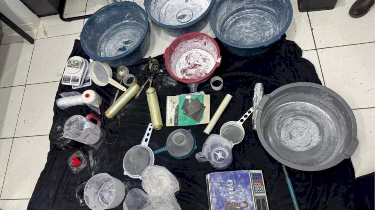 Facilem Vitam: Policiais descobrem laboratório de drogas e 3 são presos em Campo Grande
