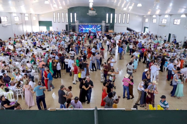 Chapadão do Sul celebra 21º Encontro Regional da Melhor Idade com delegações de três estados