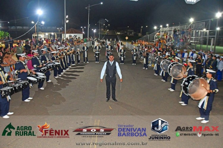 Mesmo com ameaça de chuva, público prestigia Encontro de Bandas em Figueirão
